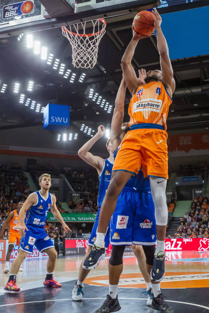 堪称一场硬 堪称一场硬