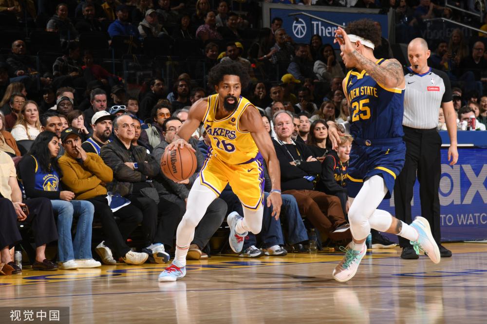 在斯诺克比 在斯诺克比